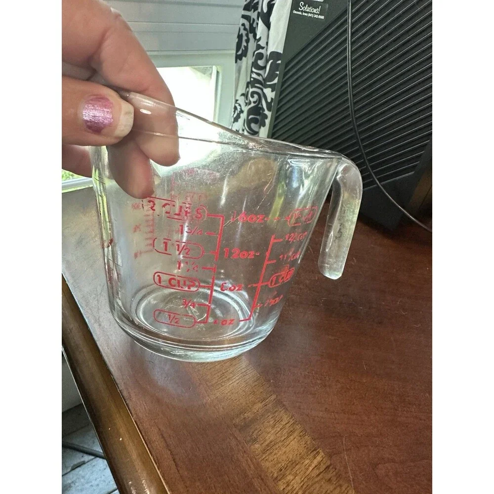 Anchor Hocking 2 Cup Glass Measuring Cup Red Letters Made in USA